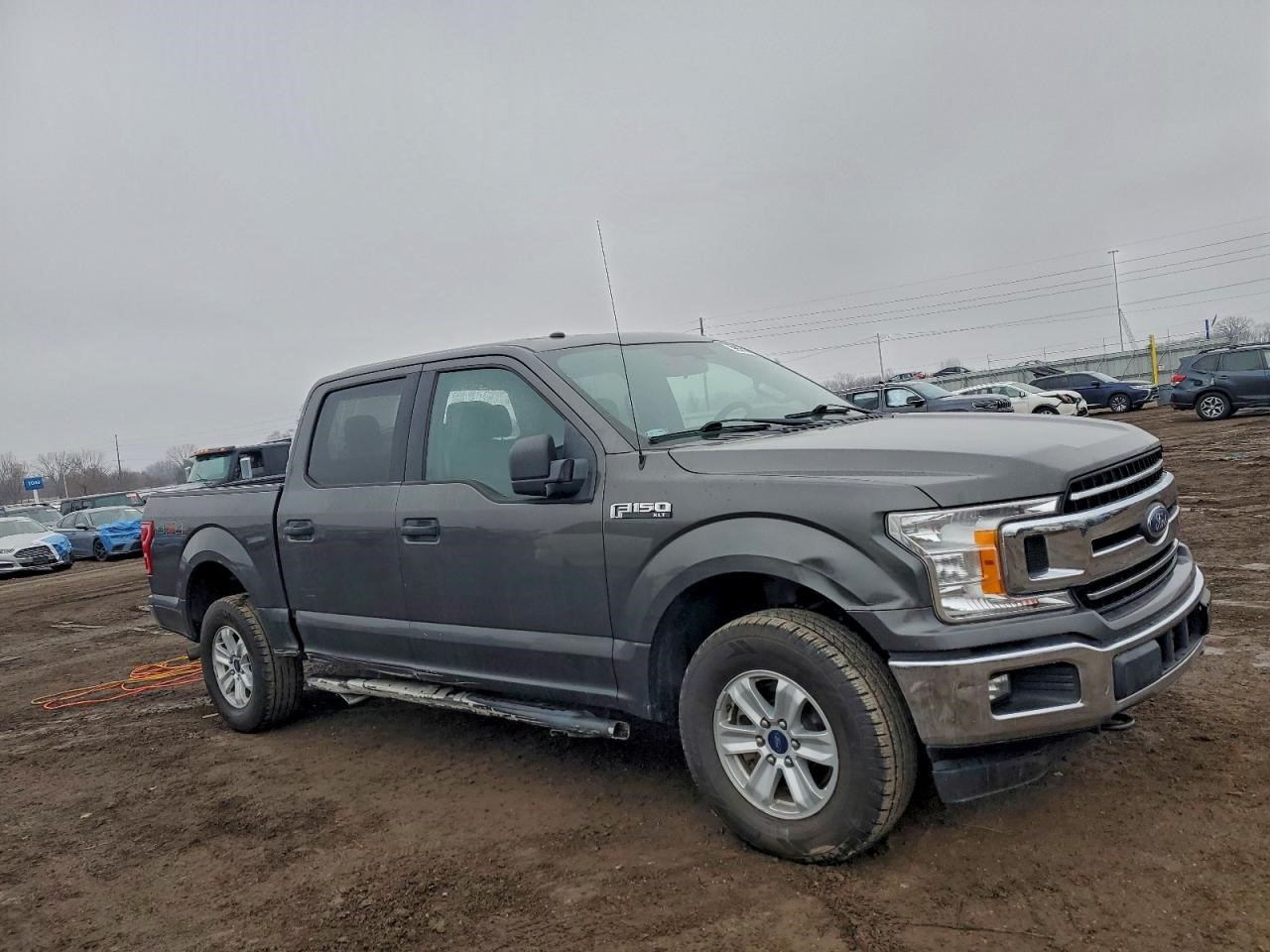 Vehicle/107941_04.jpg