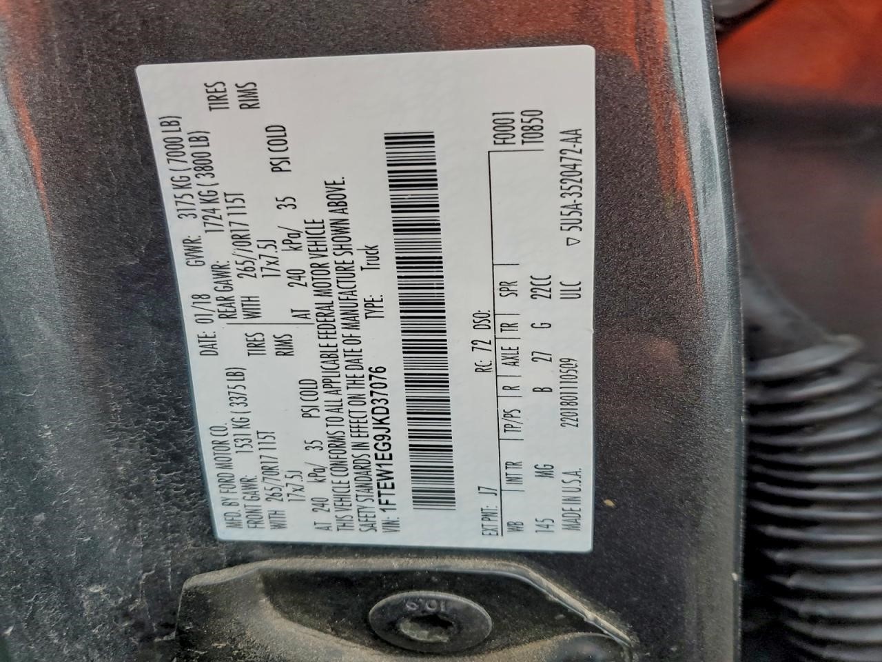 Vehicle/107941_12.jpg