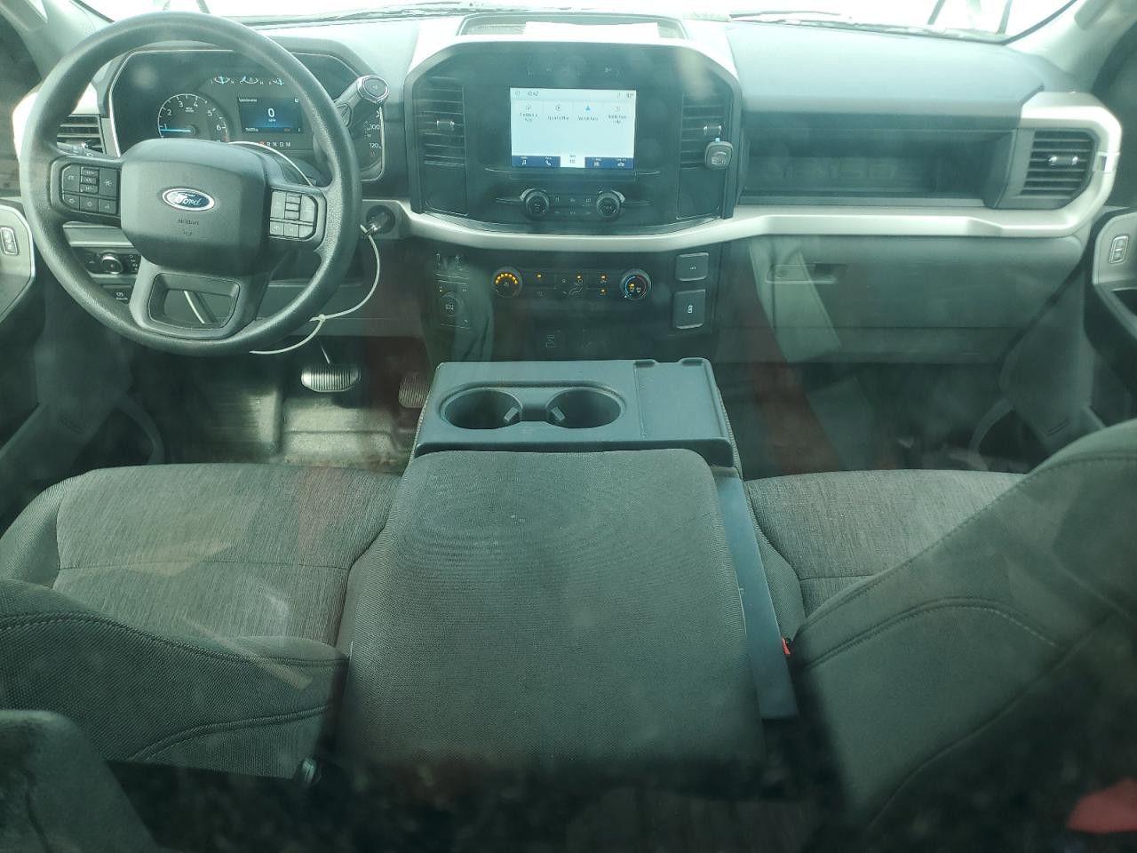 Vehicle/108040_04.jpg