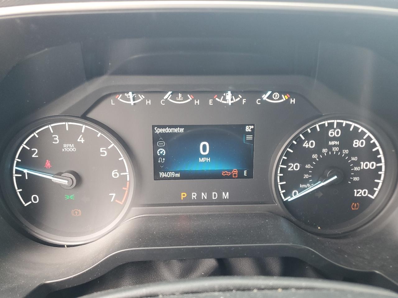 Vehicle/108040_05.jpg