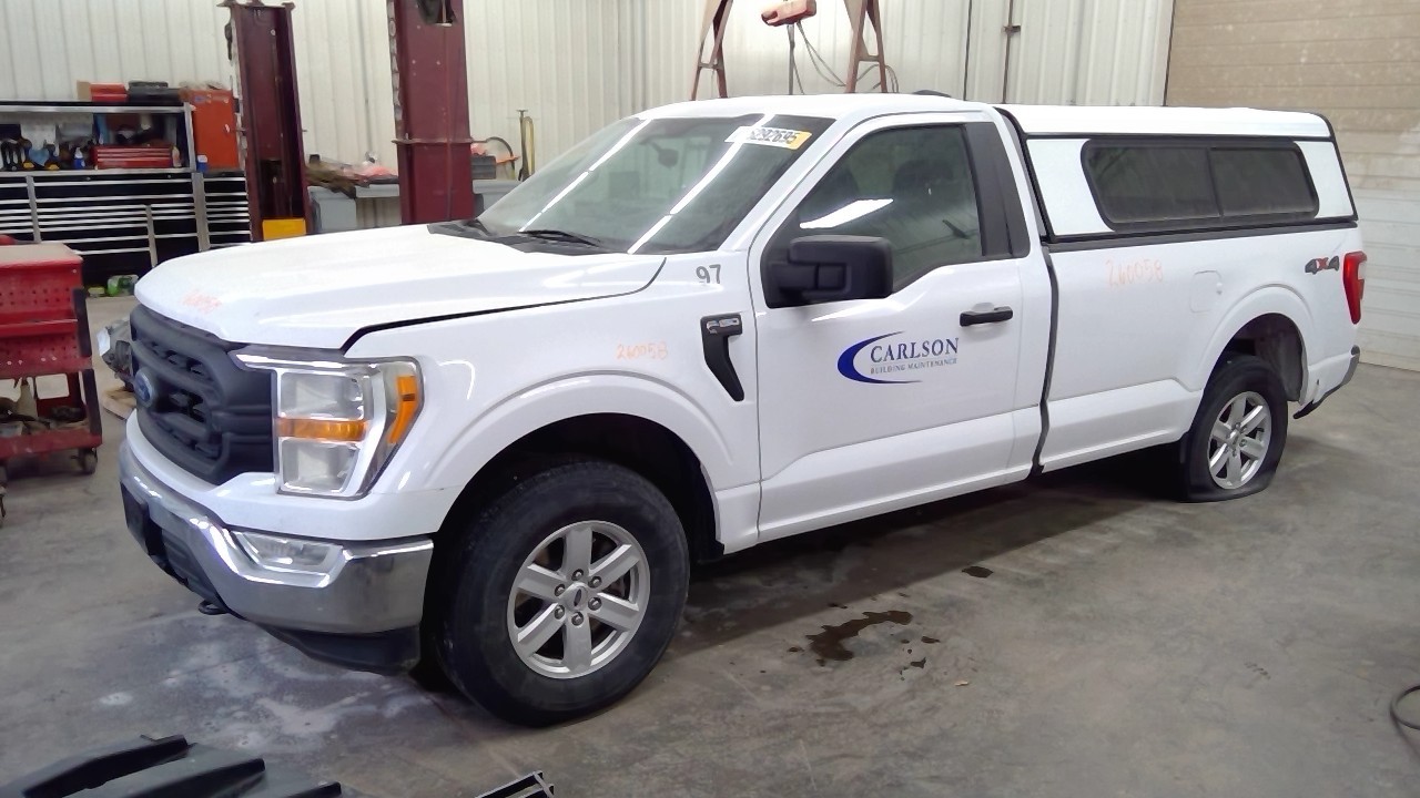 Vehicle/108040_10.jpg