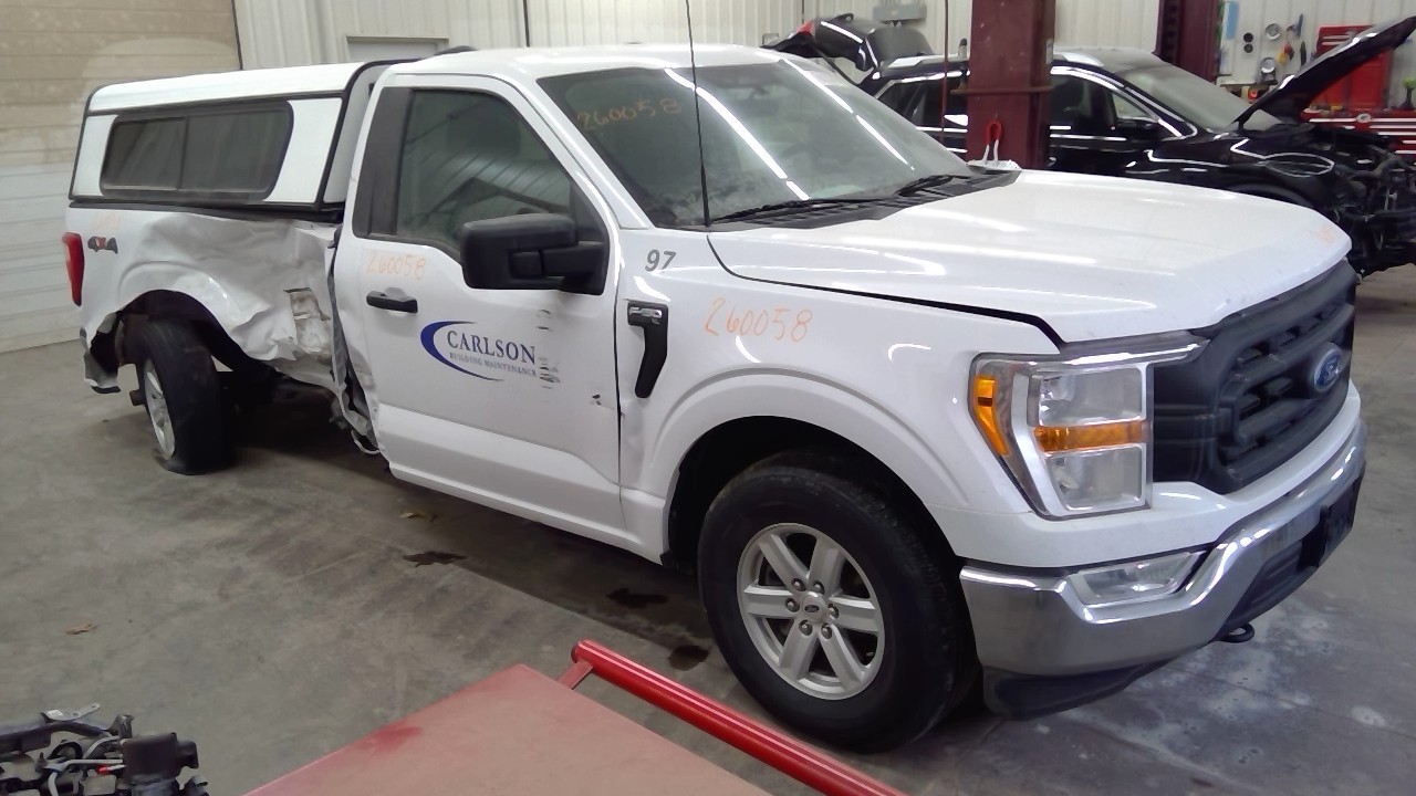 Vehicle/108040_11.jpg