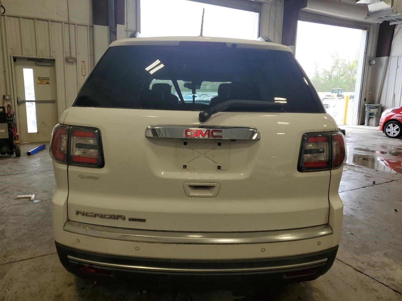 Vehicle/108359_06.jpg