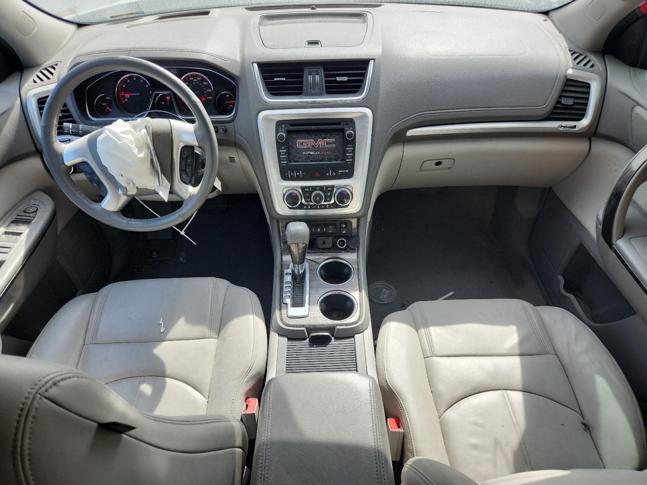 Vehicle/108359_08.jpg