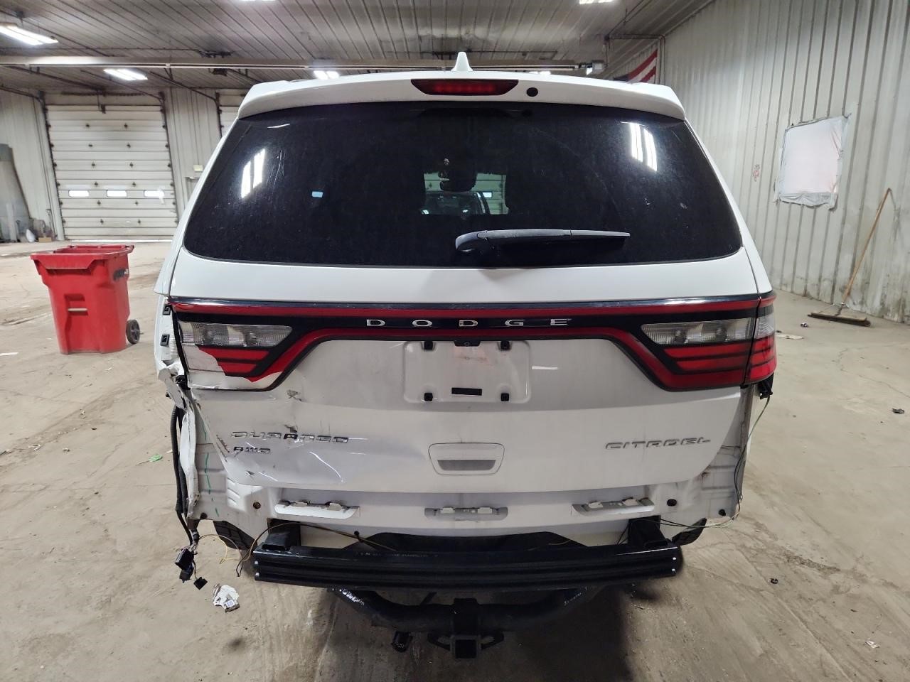Vehicle/108612_06.jpg