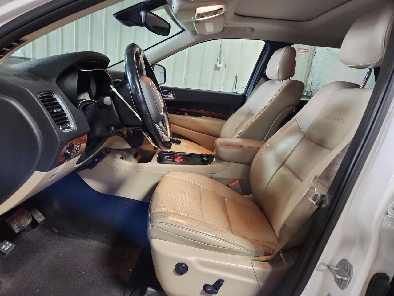 Vehicle/108612_07.jpg