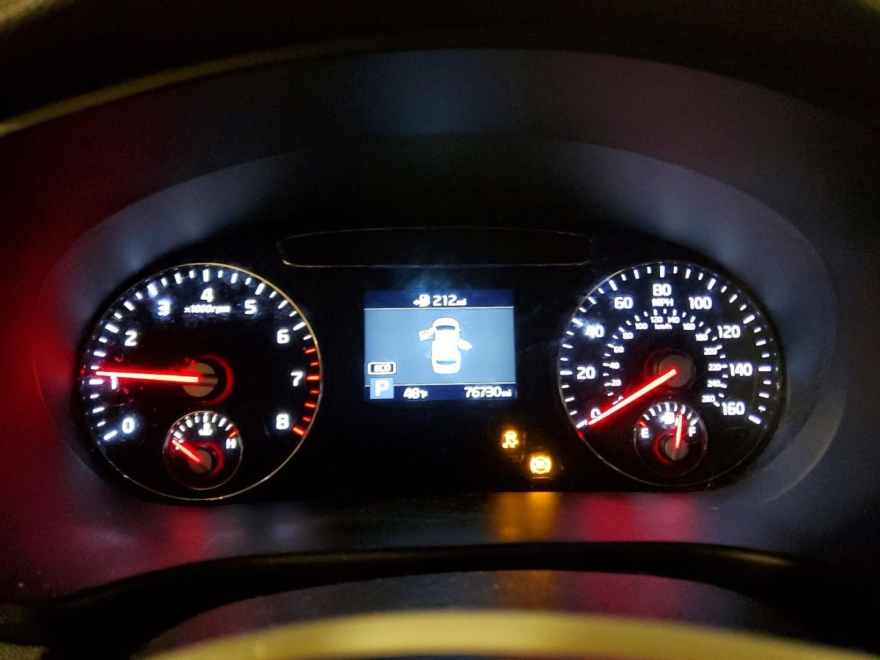Vehicle/108692_09.jpg