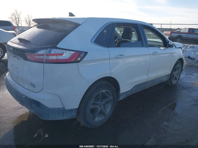 Vehicle/108840_04.jpg
