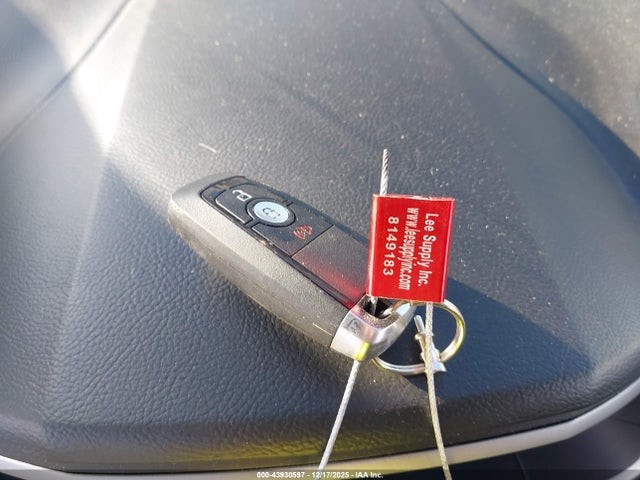Vehicle/108840_11.jpg