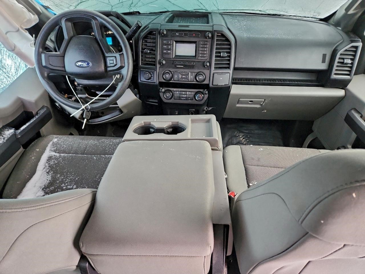 Vehicle/109050_08.jpg
