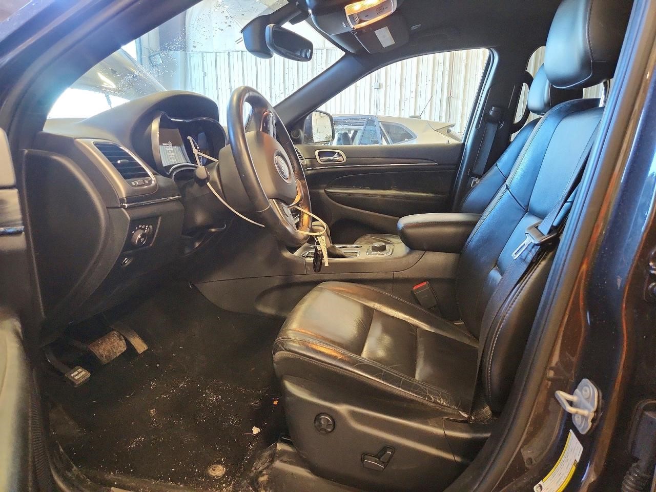 Vehicle/109262_07.jpg