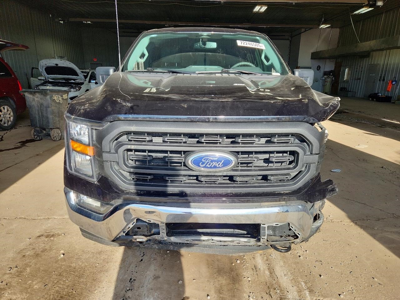 Vehicle/109338_05.jpg