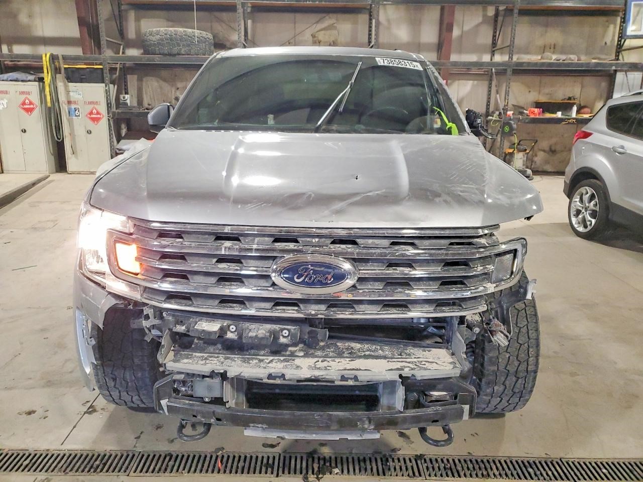 Vehicle/109350_05.jpg