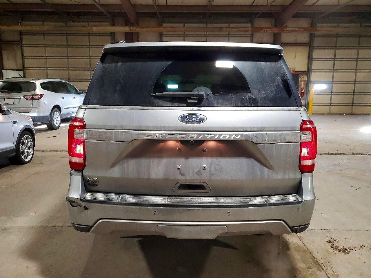 Vehicle/109350_06.jpg