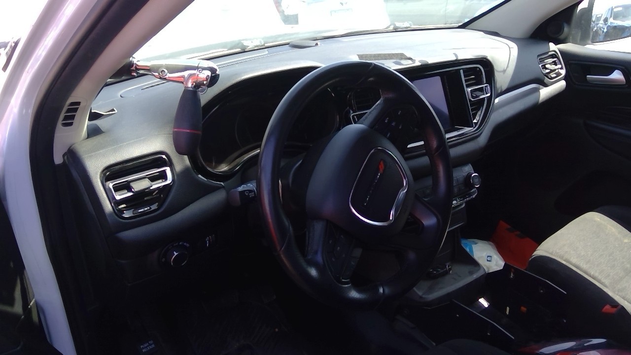 Vehicle/109555_06.jpg