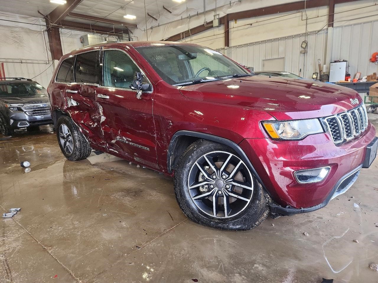 Vehicle/109718_04.jpg