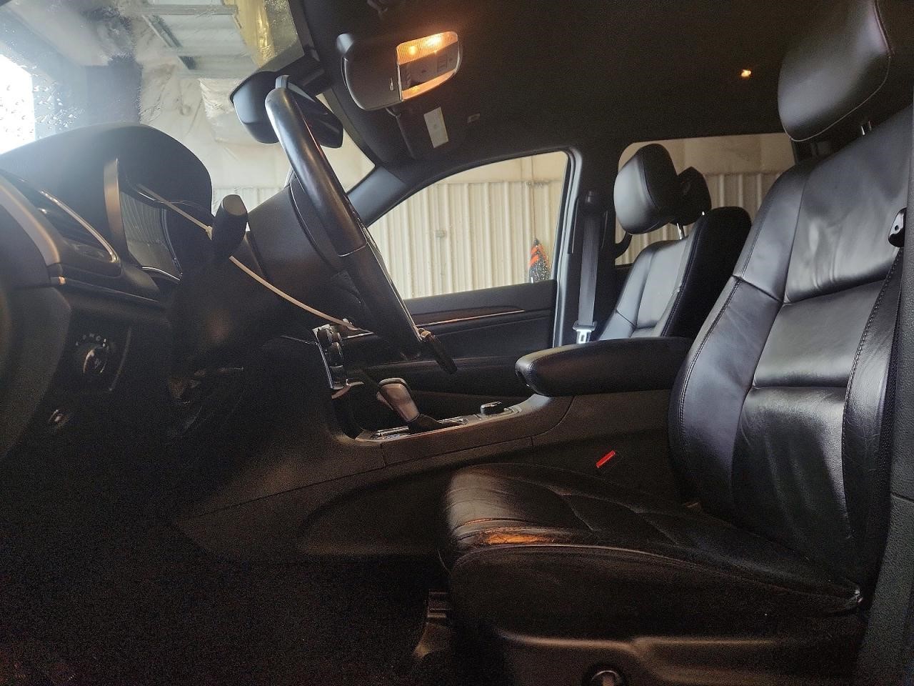 Vehicle/109718_07.jpg