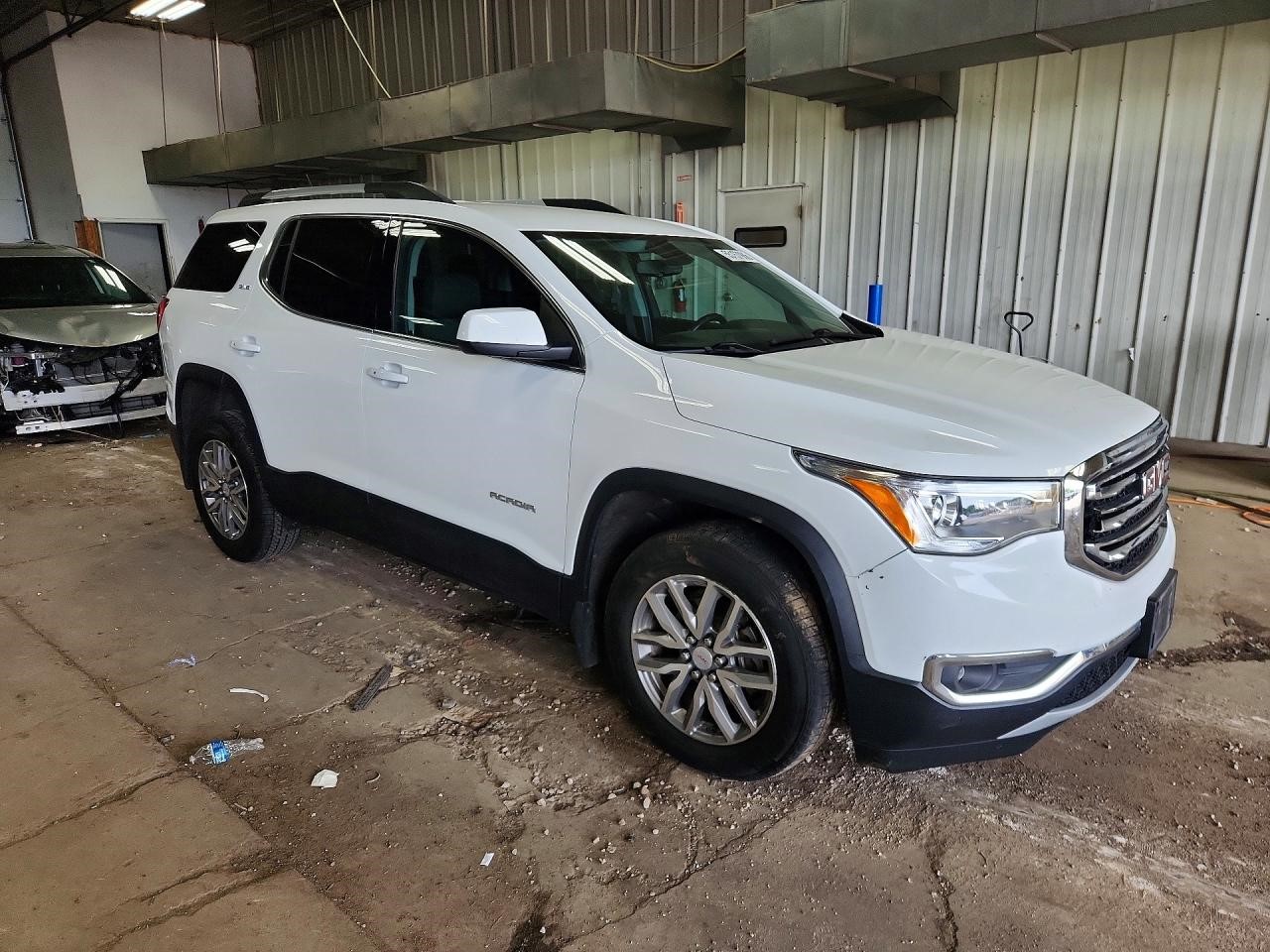Vehicle/110881_04.jpg