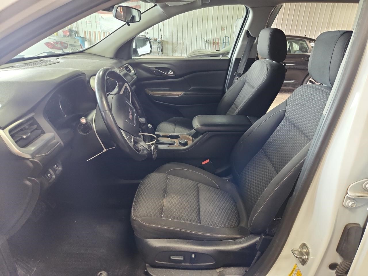 Vehicle/110881_07.jpg