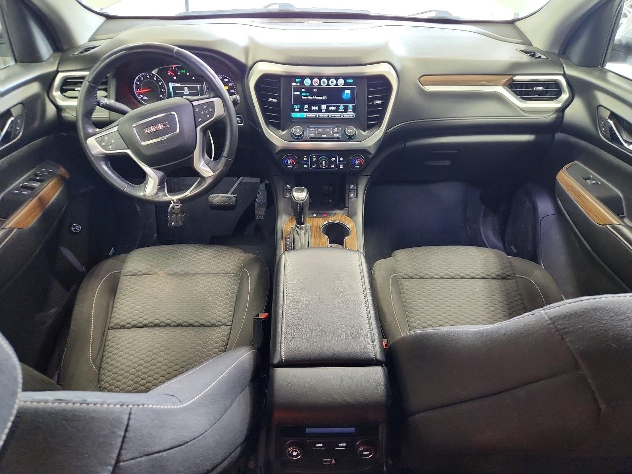 Vehicle/110881_08.jpg