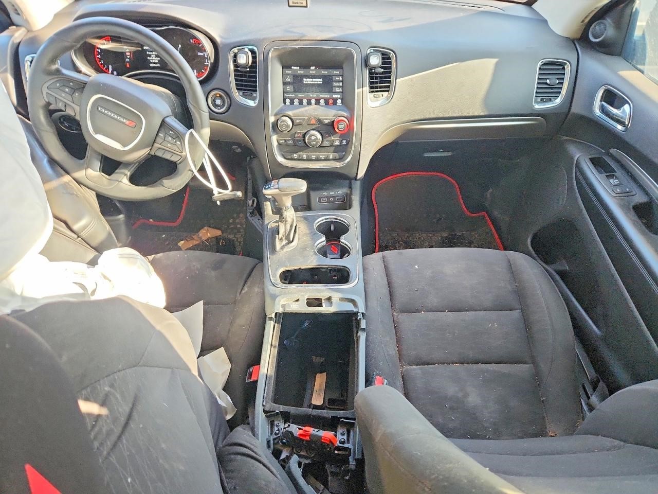 Vehicle/110940_08.jpg
