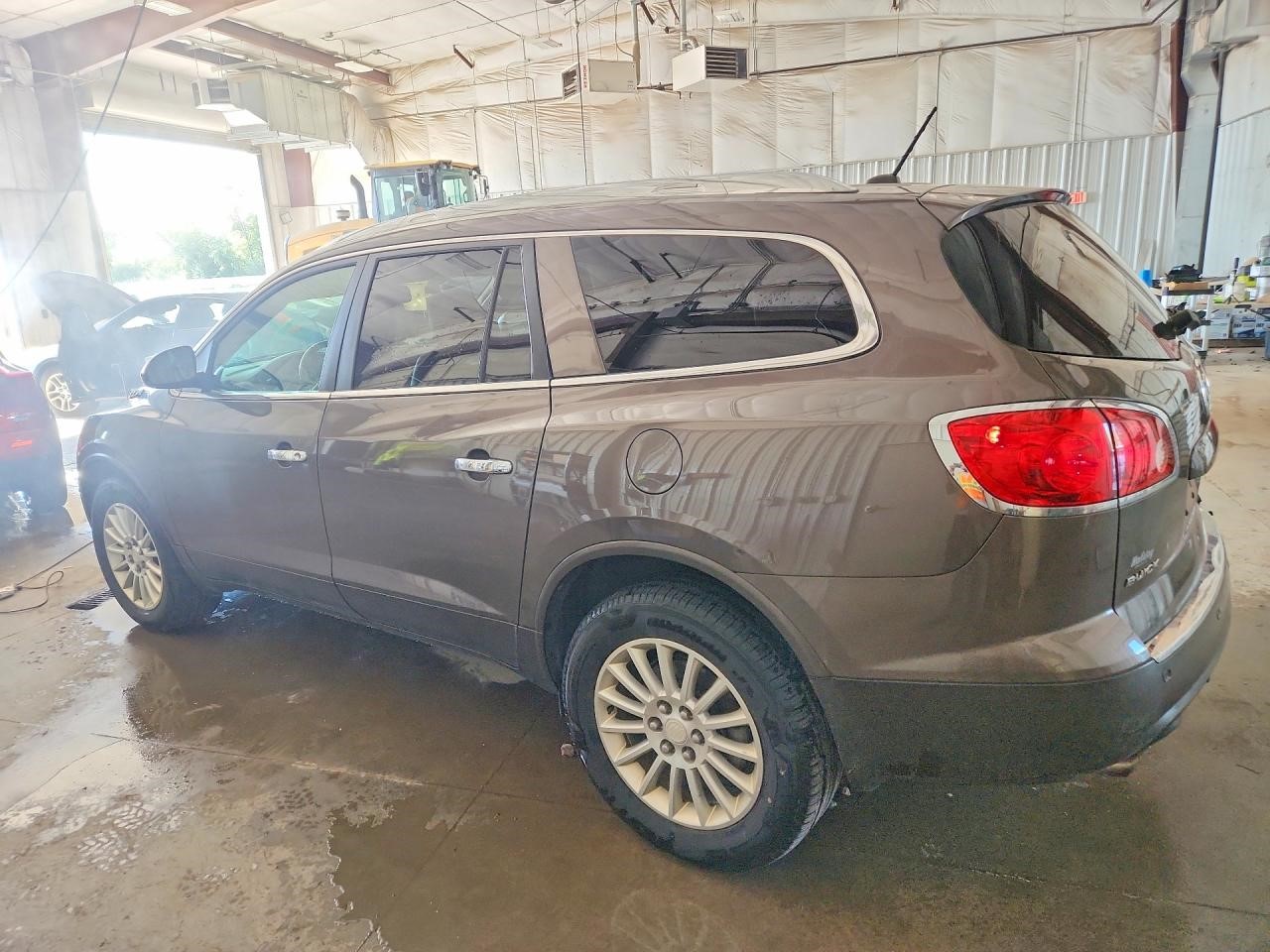 Vehicle/110987_02.jpg