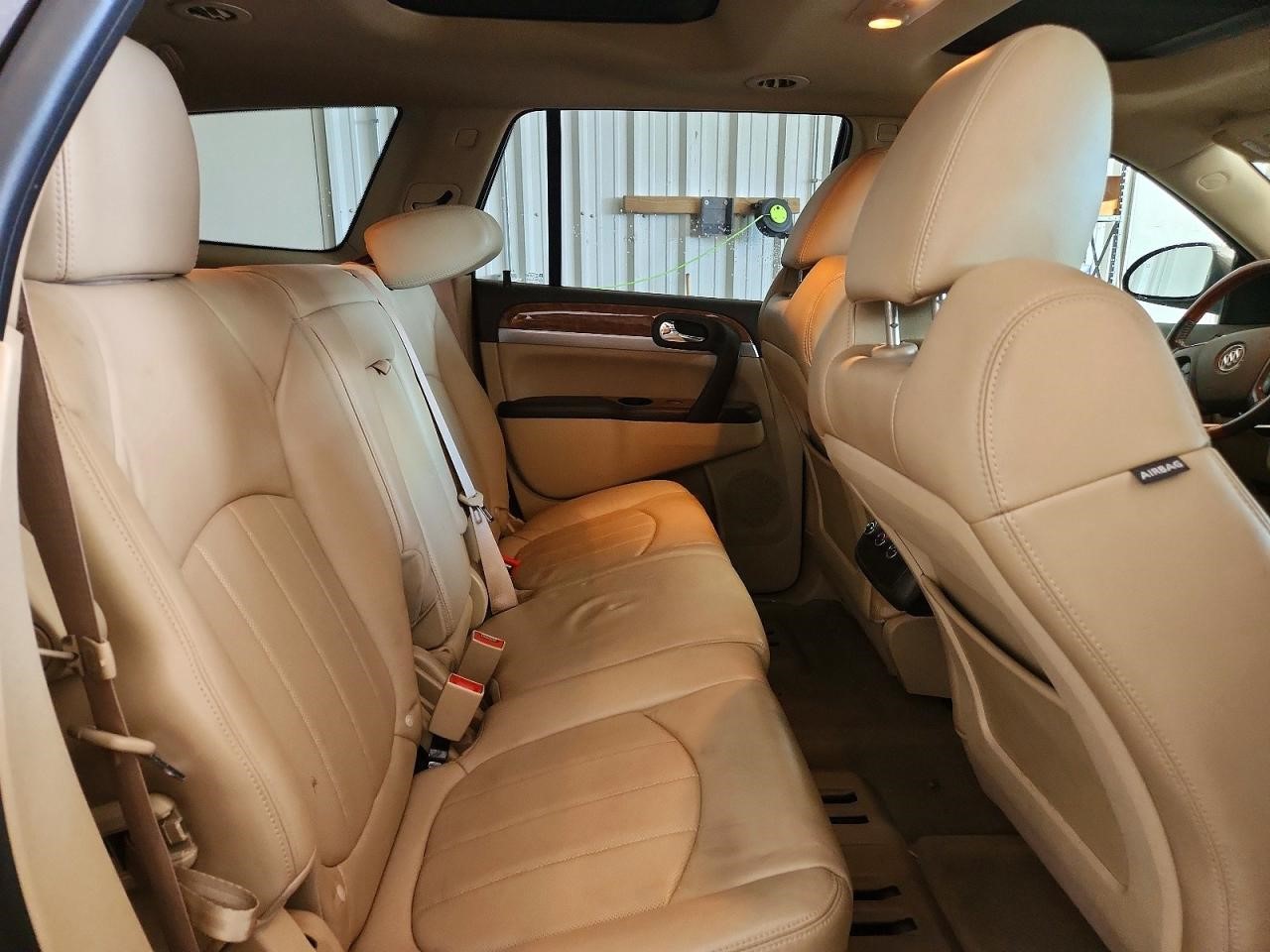 Vehicle/110987_10.jpg