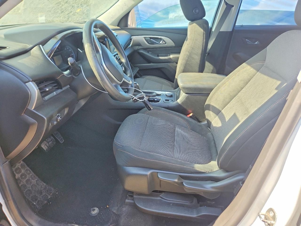 Vehicle/111028_07.jpg