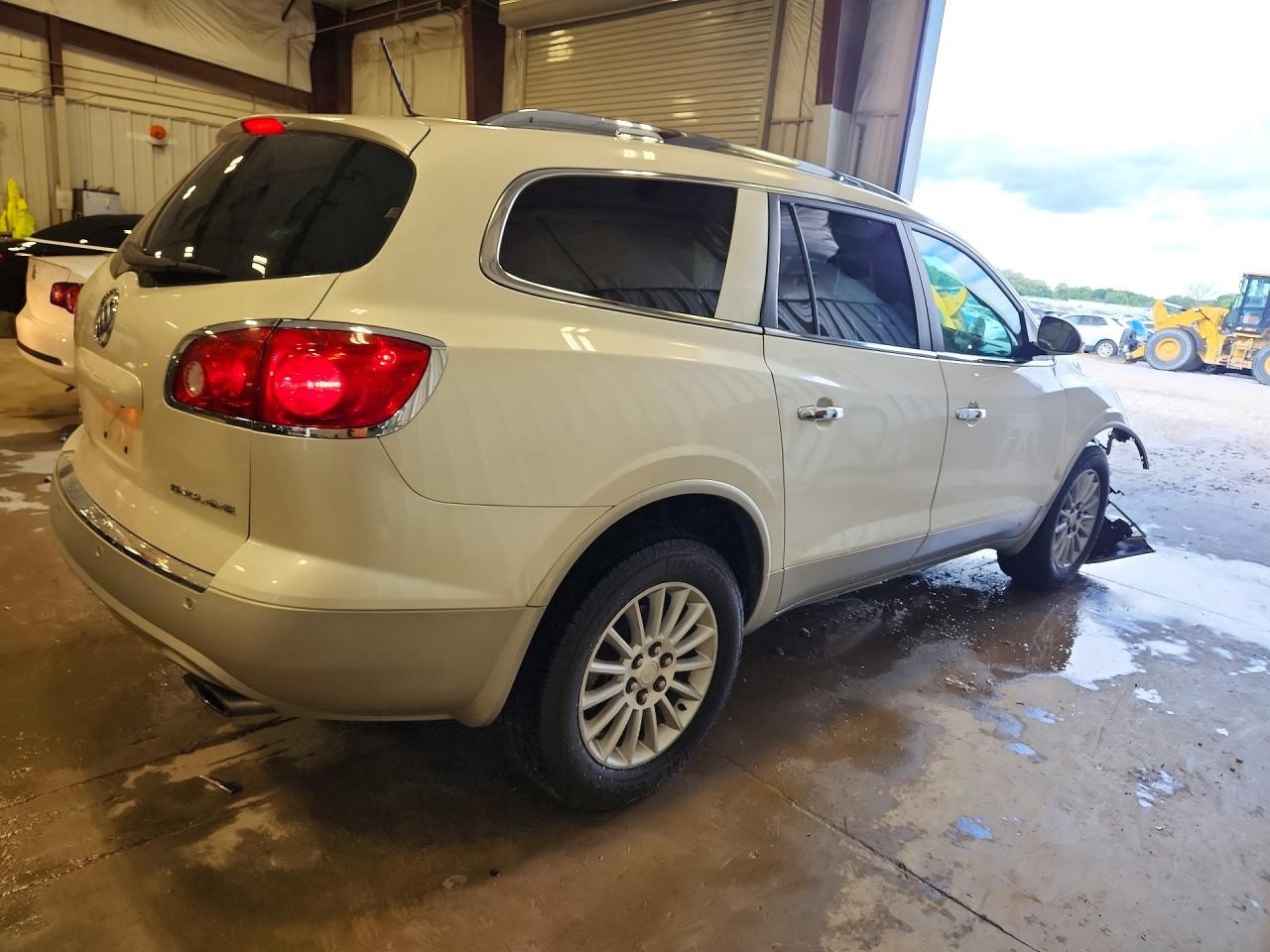 Vehicle/111039_03.jpg
