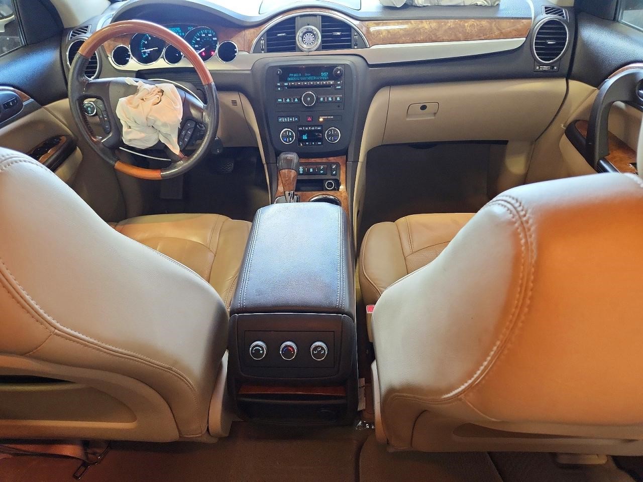 Vehicle/111039_08.jpg