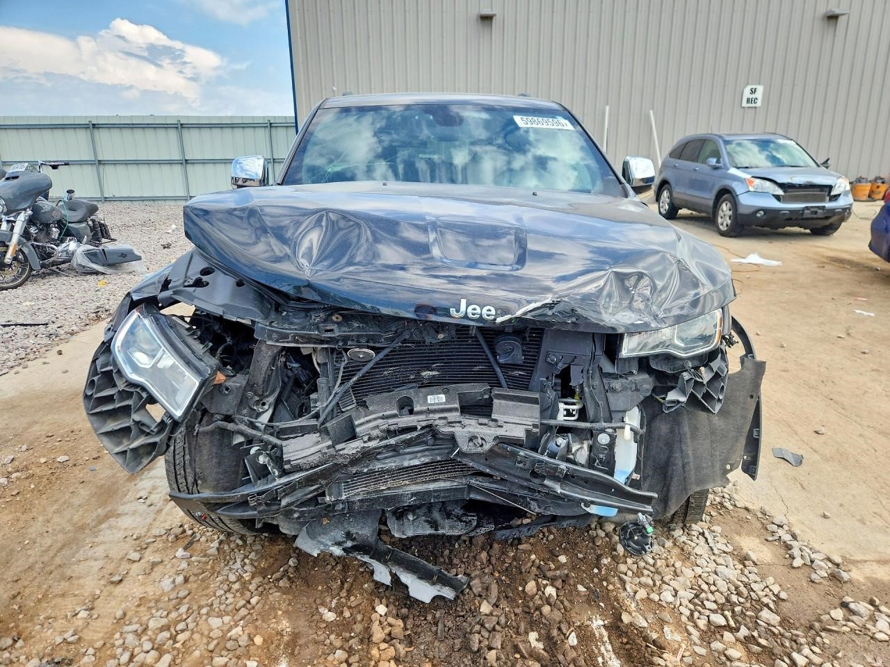Vehicle/111047_05.jpg