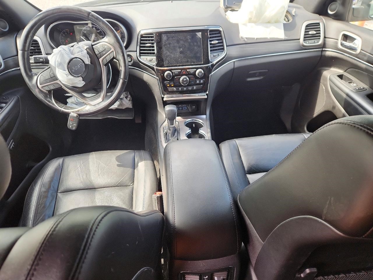 Vehicle/111047_08.jpg
