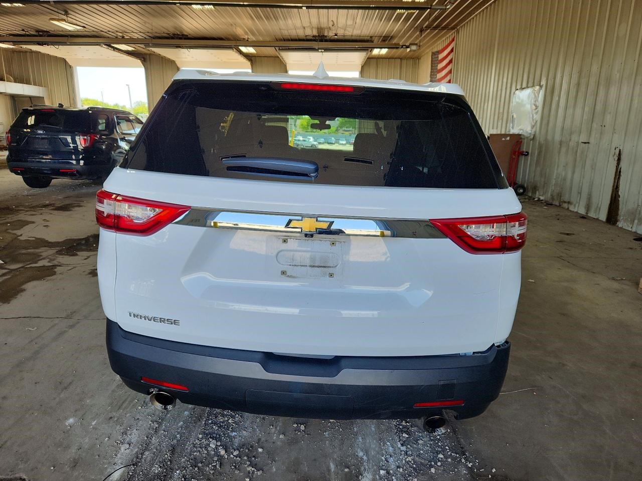 Vehicle/111094_06.jpg