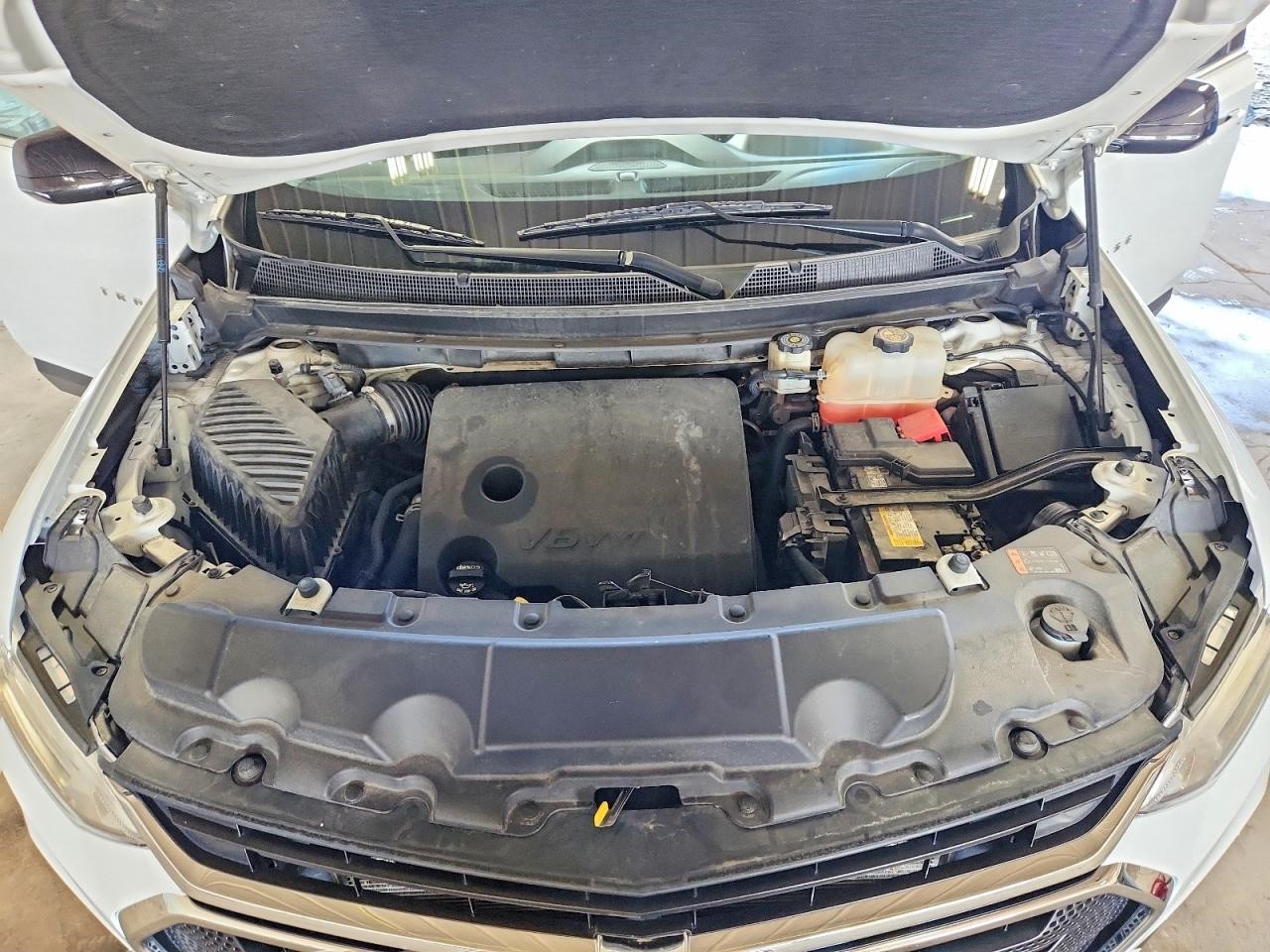 Vehicle/111094_12.jpg