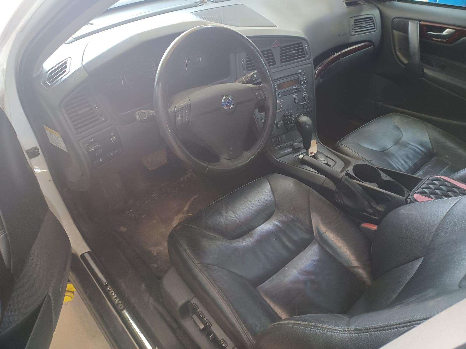 h/a/g/j/b/acc027ab-de4f-4e0e-8f56-019cae480cd9.jpg