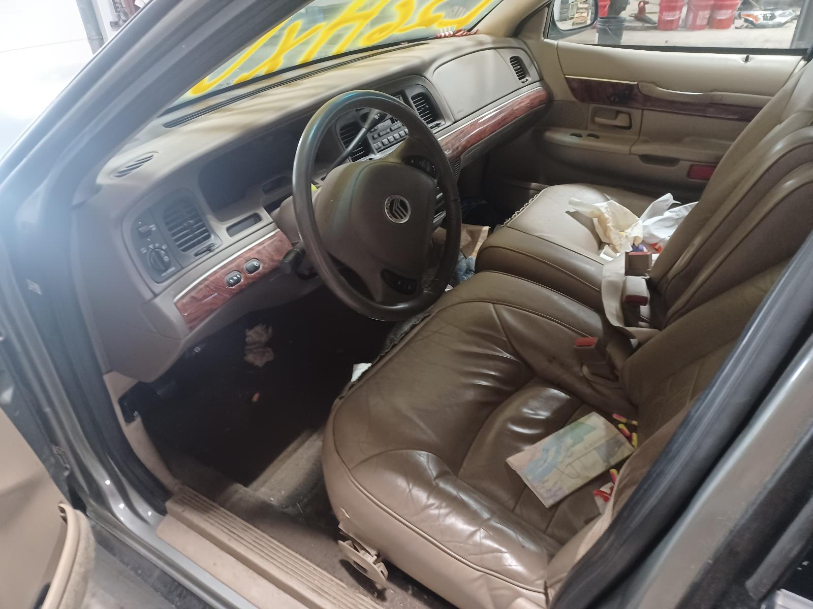 h/d/d/j/g/8998e2e1-ce2c-40c7-aa9c-265caccb966b.jpg