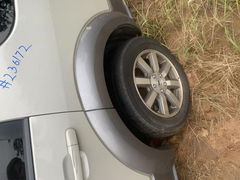 https://f005.backblazeb2.com/file/img-partshotlines-com/Inventory/MS102/Vehicle/6331_09.jpg