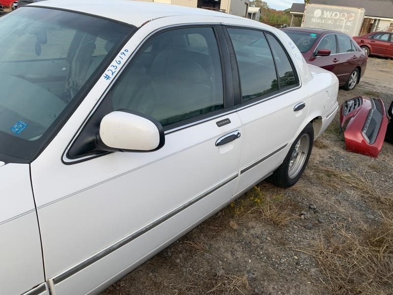 https://f005.backblazeb2.com/file/img-partshotlines-com/Inventory/MS102/Vehicle/6349_04.jpg