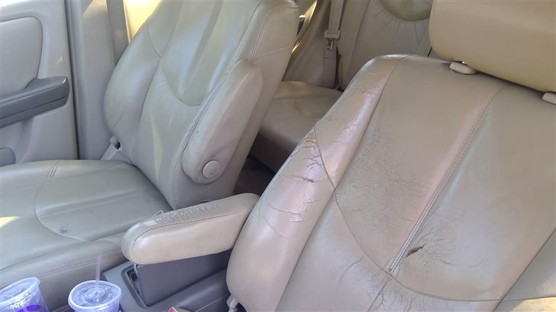 https://f005.backblazeb2.com/file/img-partshotlines-com/Inventory/MS102/Vehicle/6539_07.jpg