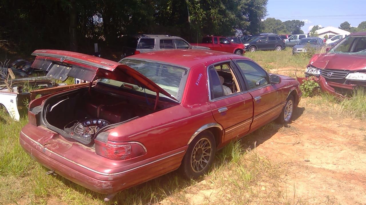 https://f005.backblazeb2.com/file/img-partshotlines-com/Inventory/MS102/Vehicle/6663_03.jpg