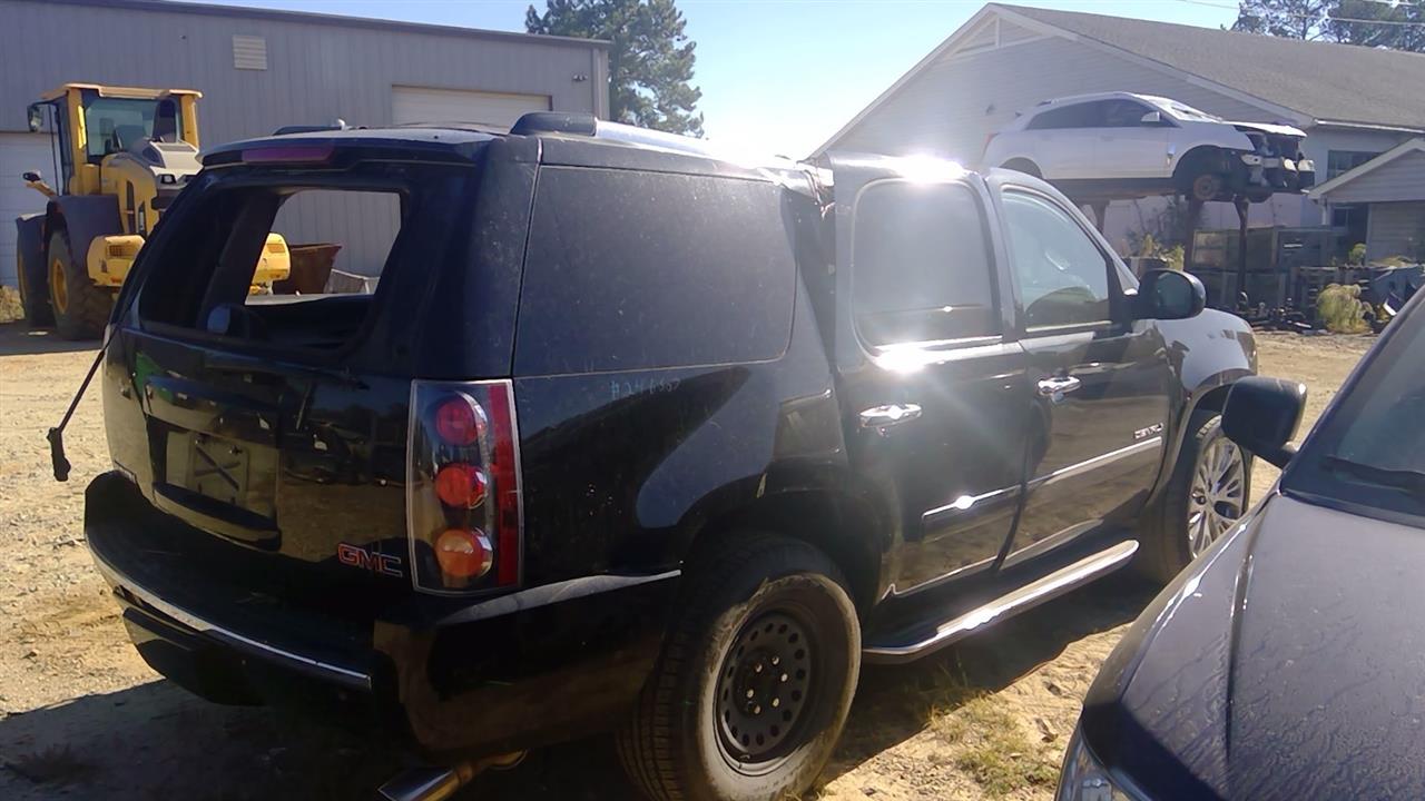 https://f005.backblazeb2.com/file/img-partshotlines-com/Inventory/MS102/Vehicle/6676_04.jpg