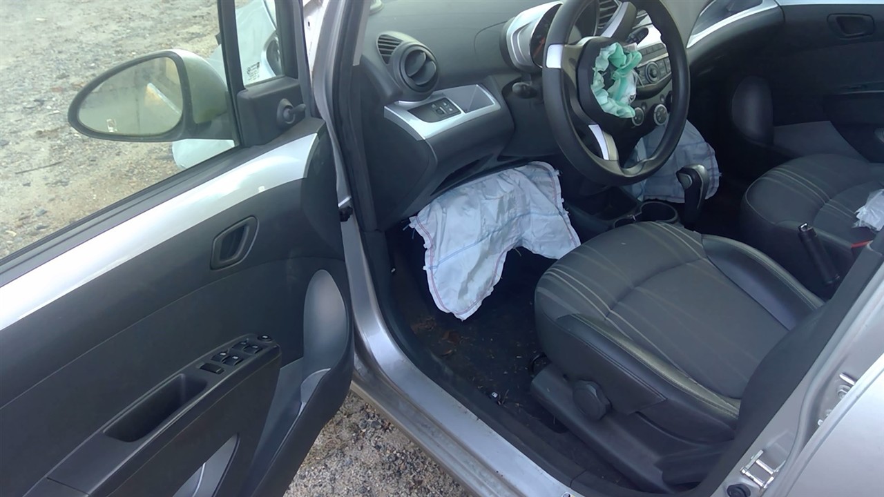 https://f005.backblazeb2.com/file/img-partshotlines-com/Inventory/MS102/Vehicle/6726_05.jpg