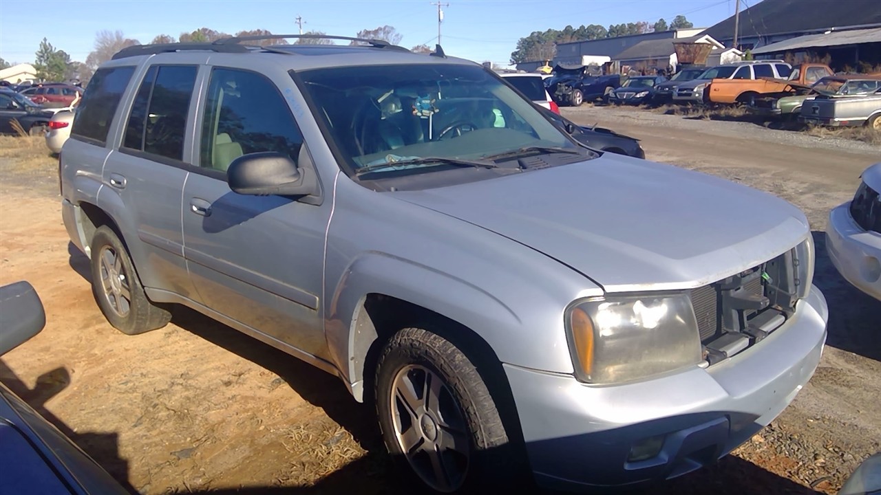 https://f005.backblazeb2.com/file/img-partshotlines-com/Inventory/MS102/Vehicle/6728_02.jpg