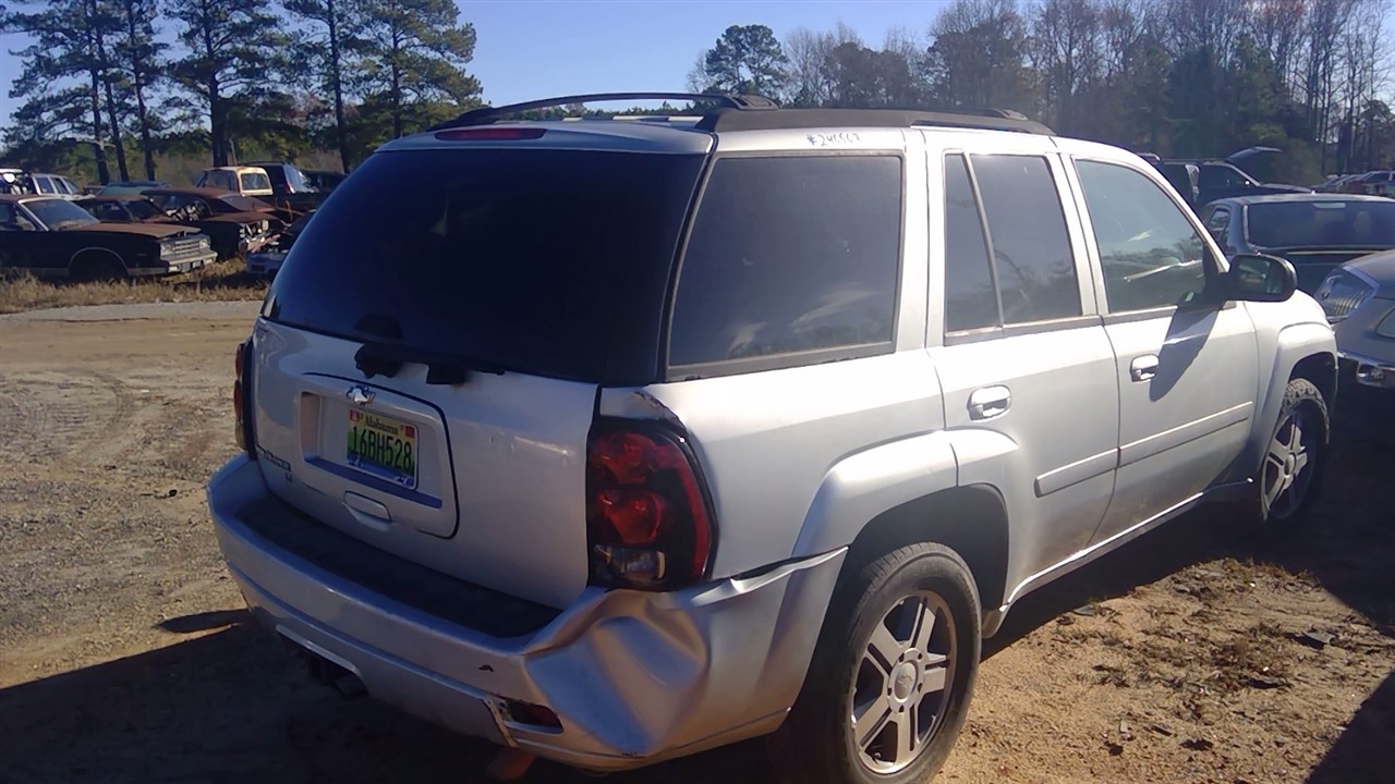 https://f005.backblazeb2.com/file/img-partshotlines-com/Inventory/MS102/Vehicle/6728_03.jpg