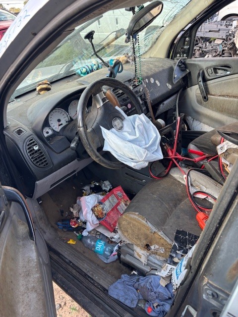 https://f005.backblazeb2.com/file/img-partshotlines-com/Inventory/MS102/Vehicle/6898_05.jpg