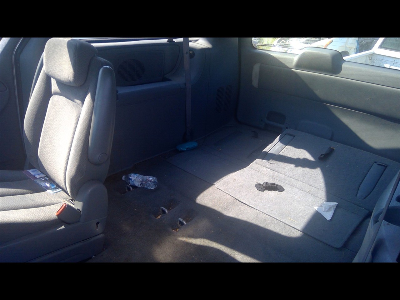 https://f005.backblazeb2.com/file/img-partshotlines-com/Inventory/MS102/Vehicle/6930_06.jpg