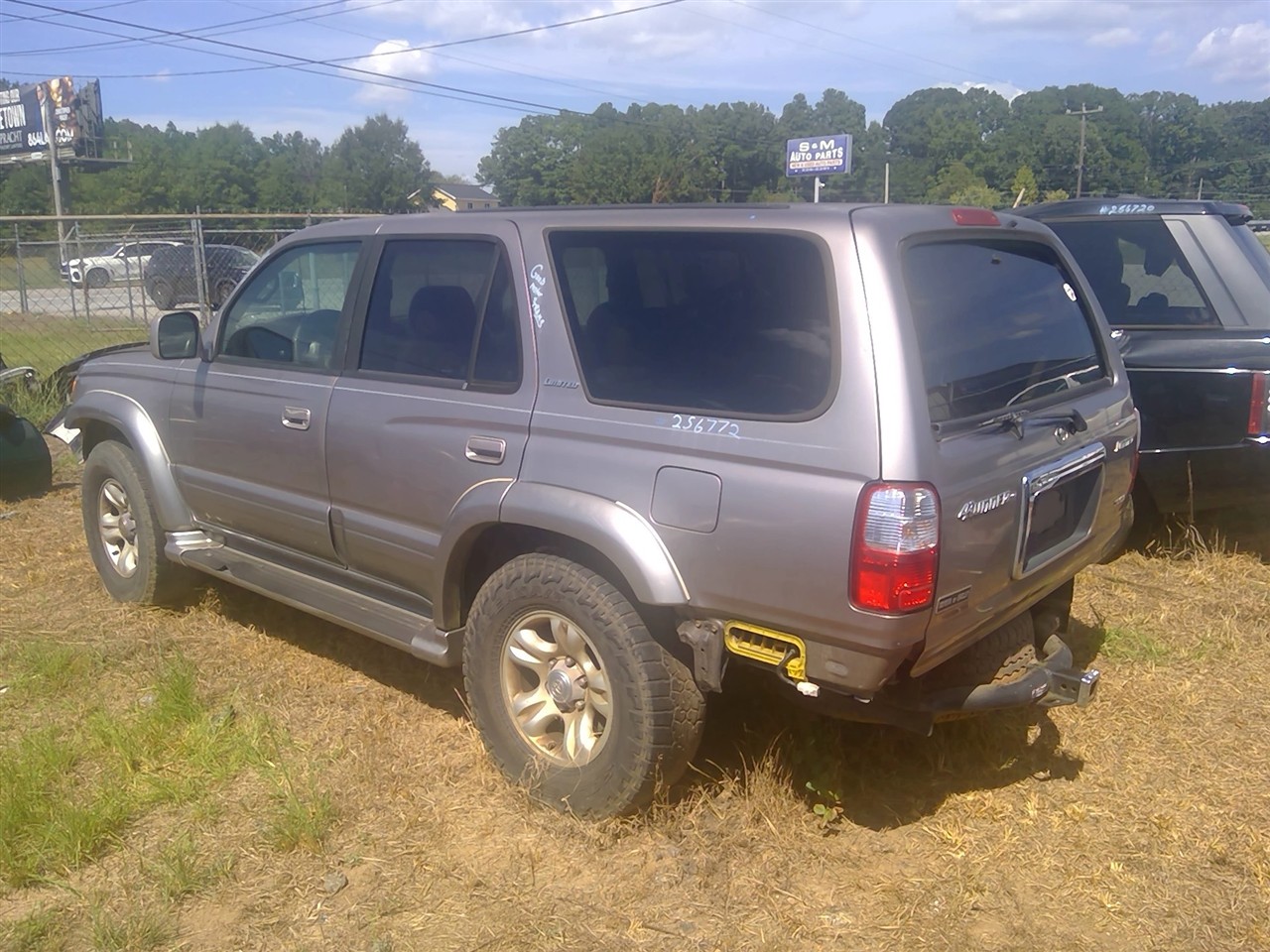 https://f005.backblazeb2.com/file/img-partshotlines-com/Inventory/MS102/Vehicle/6938_04.jpg