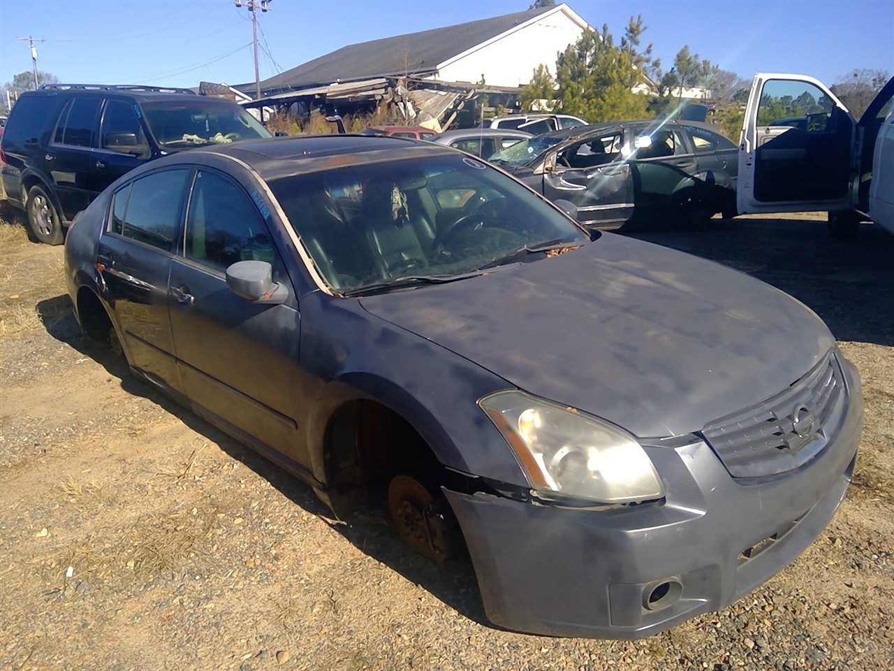 https://f005.backblazeb2.com/file/img-partshotlines-com/Inventory/MS102/Vehicle/7010_02.jpg