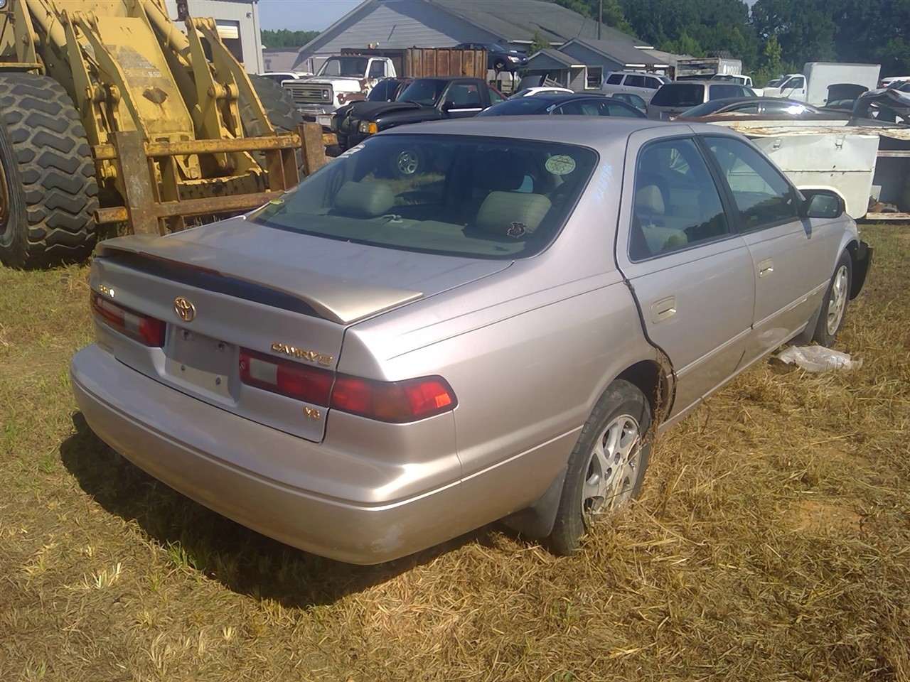 https://f005.backblazeb2.com/file/img-partshotlines-com/Inventory/MS102/Vehicle/7067_03.jpg