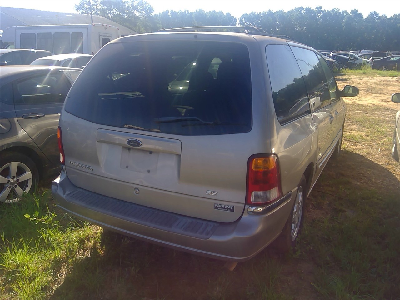 https://f005.backblazeb2.com/file/img-partshotlines-com/Inventory/MS102/Vehicle/7179_04.jpg